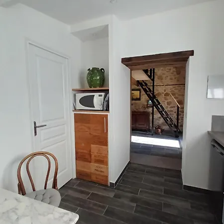 La Taniere Classe 3 Etoiles Avec Terrasse Et Piscine * La Bachellerie