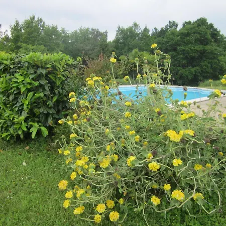 Prázdninový dům La Taniere Classe 3 Etoiles Avec Terrasse Et Piscine *