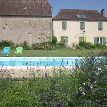 La Taniere Classe 3 Etoiles Avec Terrasse Et Piscine Holiday home *