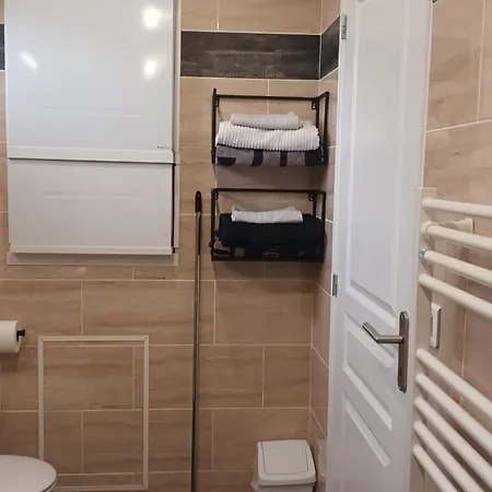 Prázdninový dům La Taniere Classe 3 Etoiles Avec Terrasse Et Piscine *