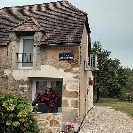 La Taniere Classe 3 Etoiles Avec Terrasse Et Piscine Holiday home La Bachellerie