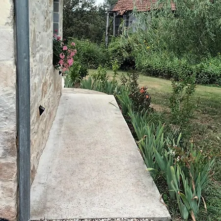 La Taniere Classe 3 Etoiles Avec Terrasse Et Piscine Prázdninový dům *